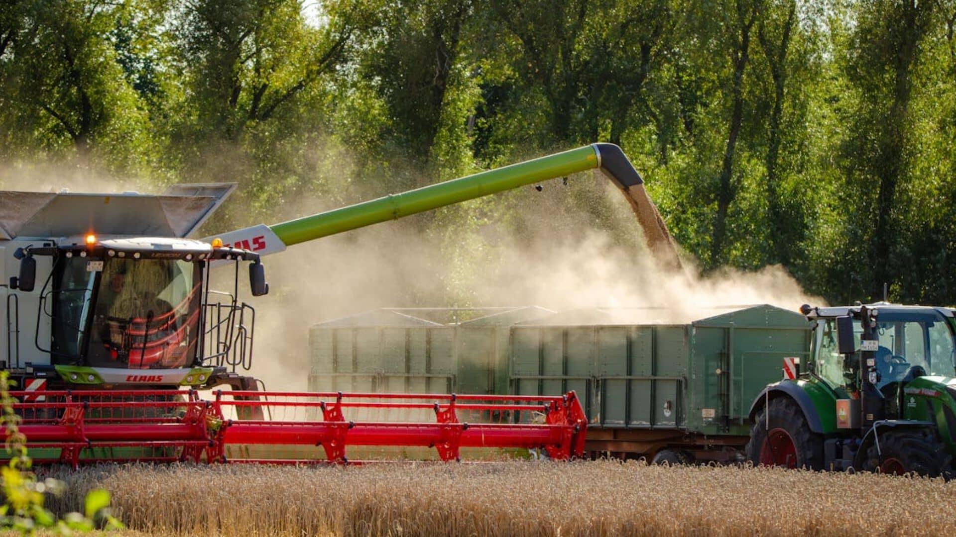 Tracteurs côtes à côtes qui s'aident